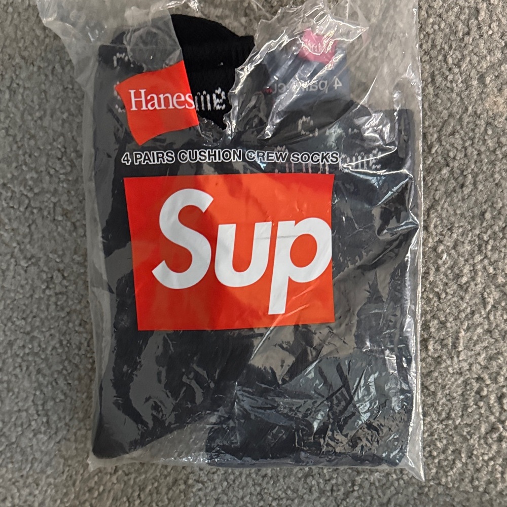 Hanes Supreme Black Cushion Crew Socks